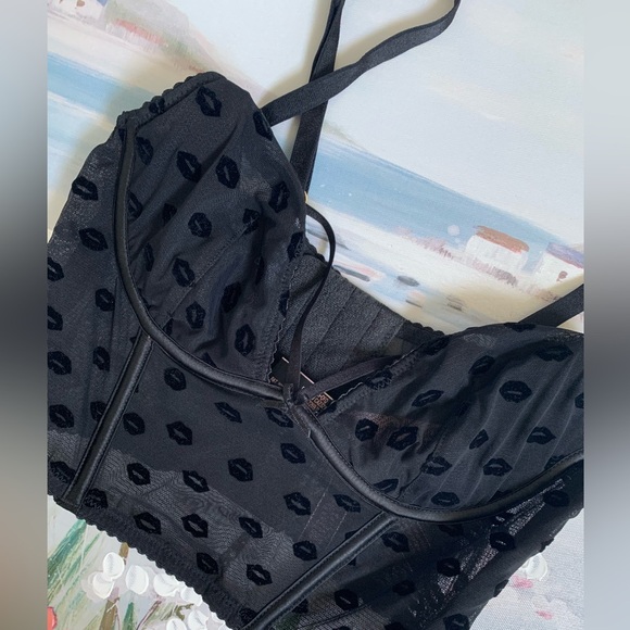 Victoria’s Secret Very Sexy Sheer Black Dainty Lace Corset Bra 32B💋💗🖤 - Picture 3 of 15